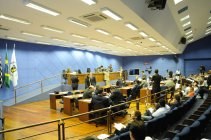 Adiado projeto sobre alvará de funcionamento provisório