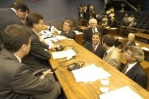 Câmara decidirá criação de empregos públicos