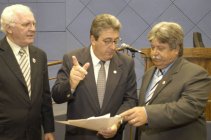 Câmara nomeia CEE