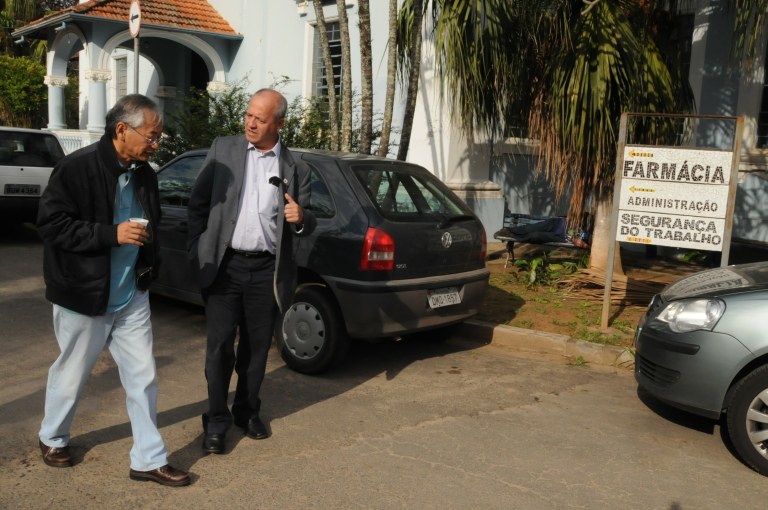 Arly visita "Cândido Ferreira"
