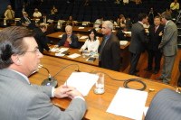 Câmara aprova projetos que ampliam transparência no serviço público