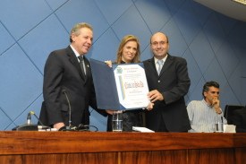 Câmara concede título de cidadã a Cláudia Rei 
