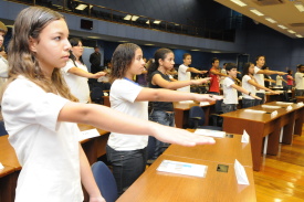 Mulheres comandarão Parlamento Jovem