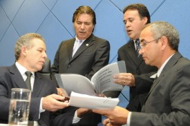 Câmara aprova relatório final da CEI da Aids