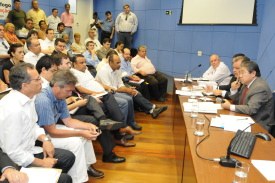 Comissão adia decisão sobre projetos da rodoviária