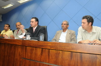 Donos de bares querem agilidade na emissão de alvarás