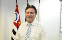 Painel eletrônico da Assembleia não cabe na Câmara
