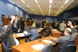 Resultado da votação desta segunda feira na Câmara 