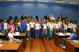 Posse do “Parlamento Jovem” será nesta quinta-feira