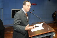 Projeto  institui equipamento que economiza água
