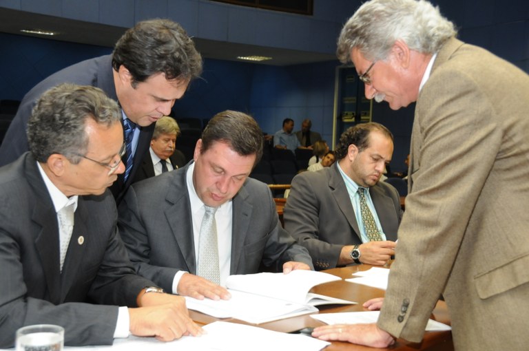 Aprovado projeto que altera lei que instituiu o Sistema Municipal de Ensino