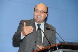 Associação poderá assumir gestão de teatro do Bosque