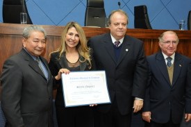 Câmara entrega Diploma de Mérito Jornalístico