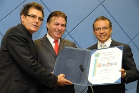 Câmara entrega título a empresário Silvio Ferreira