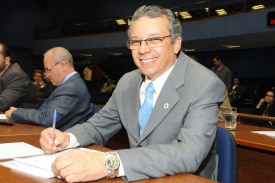 Comissão dos Loteamentos entrega relatório 