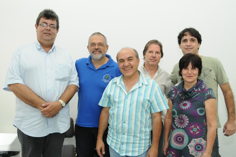 Comissão retoma discussão sobre castração de cães da raça Pit Bull
