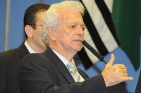 Hospitais deverão informar sobre importância do transporte seguro de crianças
