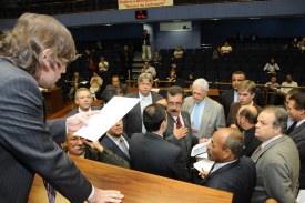 Inadimplência faz prefeitura rever taxas do Imposto Sobre Serviços