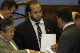 Projeto determina a colocação de cartaz sobre pedofilia em ônibus
