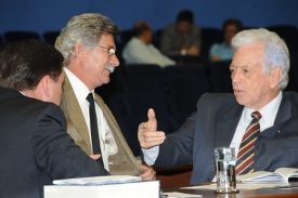 Projeto prevê concurso de redação para alunos da rede pública