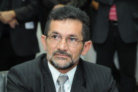 Projeto propõe vacinação de idosos em casa