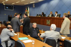 Resultado da votação da Câmara desta 4ª feira (07/04)
