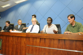Secretário diz que reenquadramento de monitores é inconstitucional