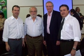 Vereador participa do Compromisso pela Educação 
