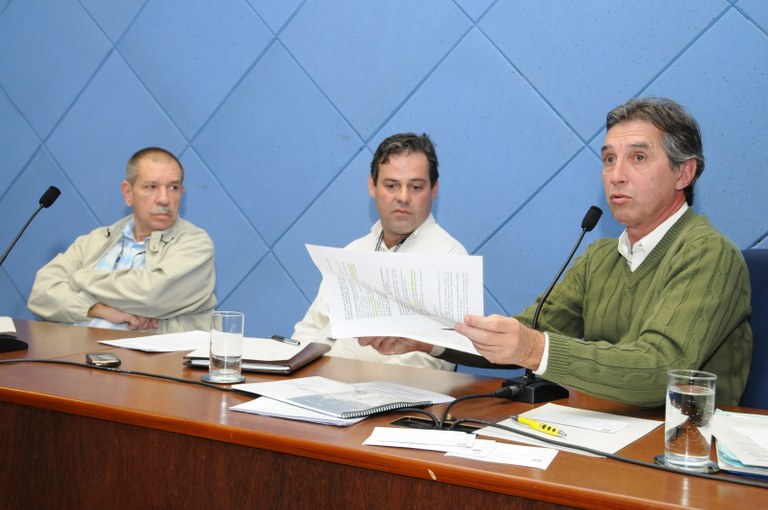 Benassi inicia movimento para derrubar veto do Executivo