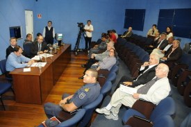 Autoridades discutem furto e roubos em geral e de veículos em Campinas