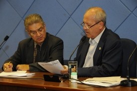 CEE quer ouvir secretário de finanças e proporá um novo orçamento