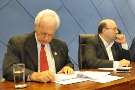 CEE reúne especialistas para debater restrição de caminhões no Centro