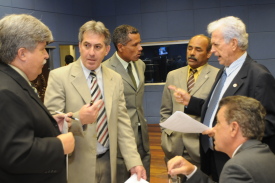 Comissão de Política Social e Saúde debate projeto das OSs