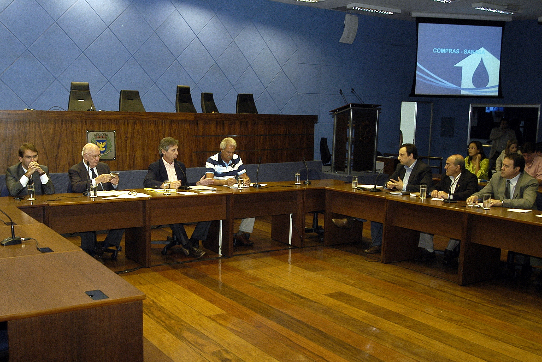 Sanasa: CPI não encontra fraude, mas sugere investigação em contratos