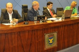 CPI da Saúde: Prefeitura tem dívida de R$ 43 milhões com o Cândido