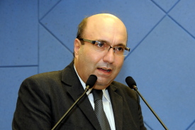 Médicos paralisam atendimentos no Dia Mundial da Saúde