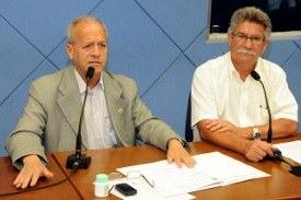 Projeto que libera taxistas da zona azul passa por audiência pública