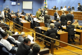 CEE da Educação ouve representante de sindicato