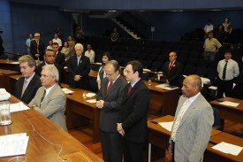 Resultado da sessão desta 2ª feira (25/04) da Câmara