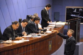 Resultado da votação desta quarta-feira (16/02) da Câmara