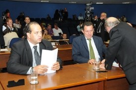 Resultado da votação desta segunda-feira na Câmara