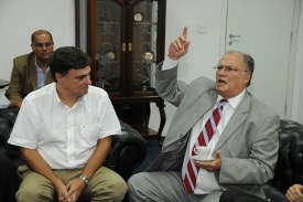Roberto Freire visita a Câmara e defende reforma política