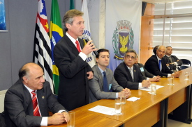 Vereador participa de evento para facilitação de investimentos em Portugal