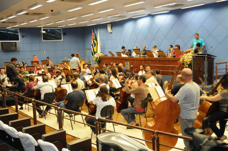 Câmara entrega Título de Cidadão Emérito
