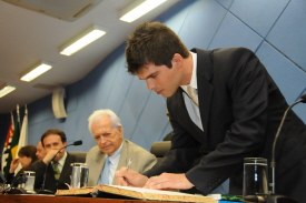 Suplente do PSDB assume cadeira na Câmara