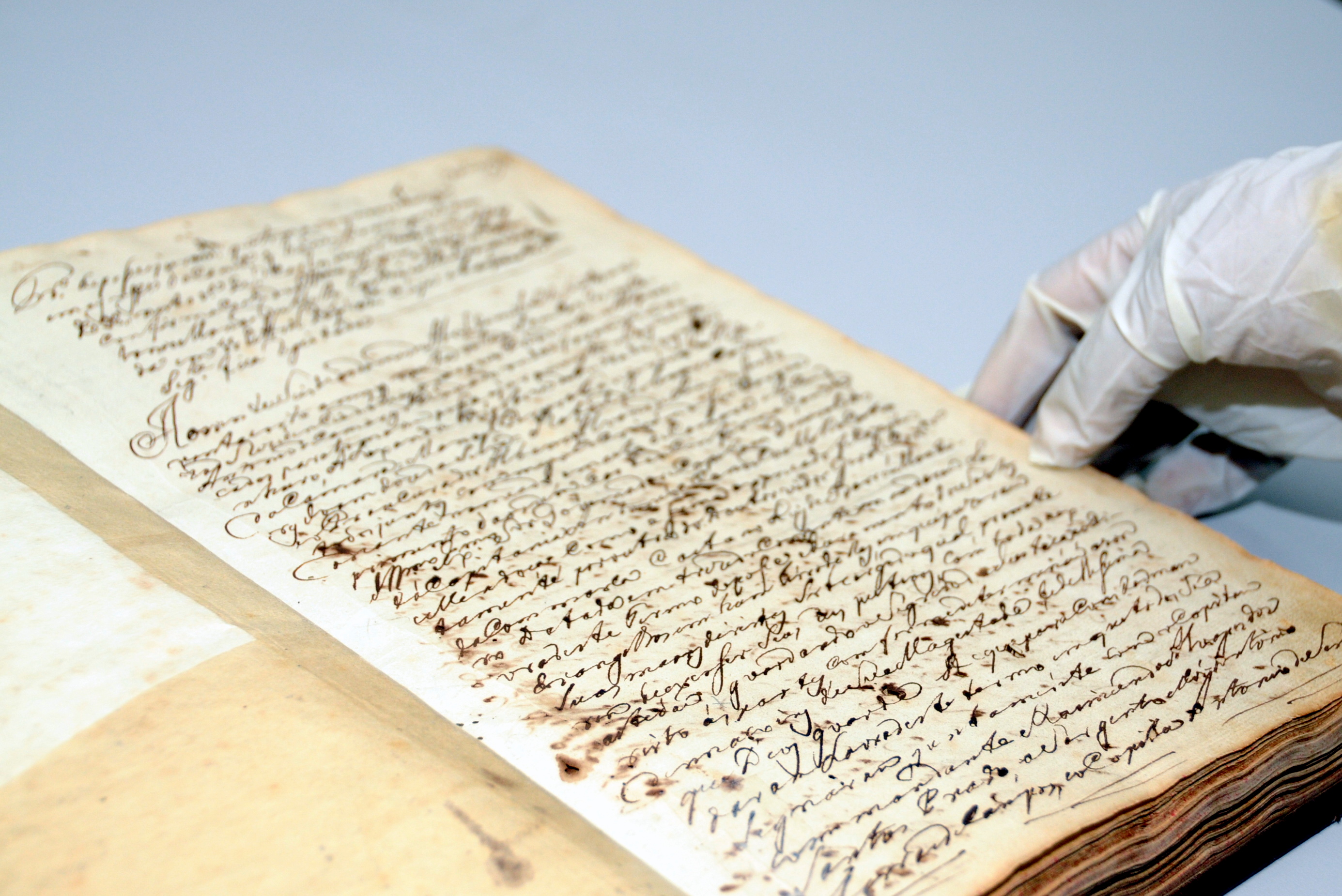 Documentos da época colonial serão digitalizados em projeto-piloto