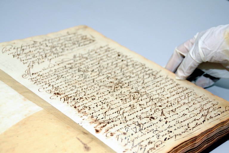 Documentos da época colonial serão digitalizados em projeto-piloto