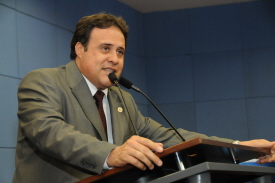 Escola estadual apresenta trabalhos na Câmara
