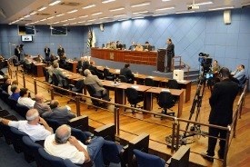 Mesa protocoliza projeto que permite alterar subsídios