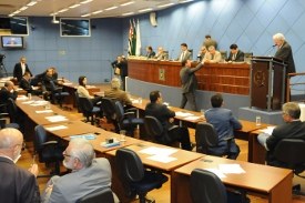 Pauta da 2ª feira terá 13 itens em votação